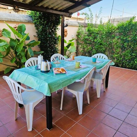 Appartamento Per Chi Ama Prendere Il Caffe In Terrazzo Roma Exterior foto