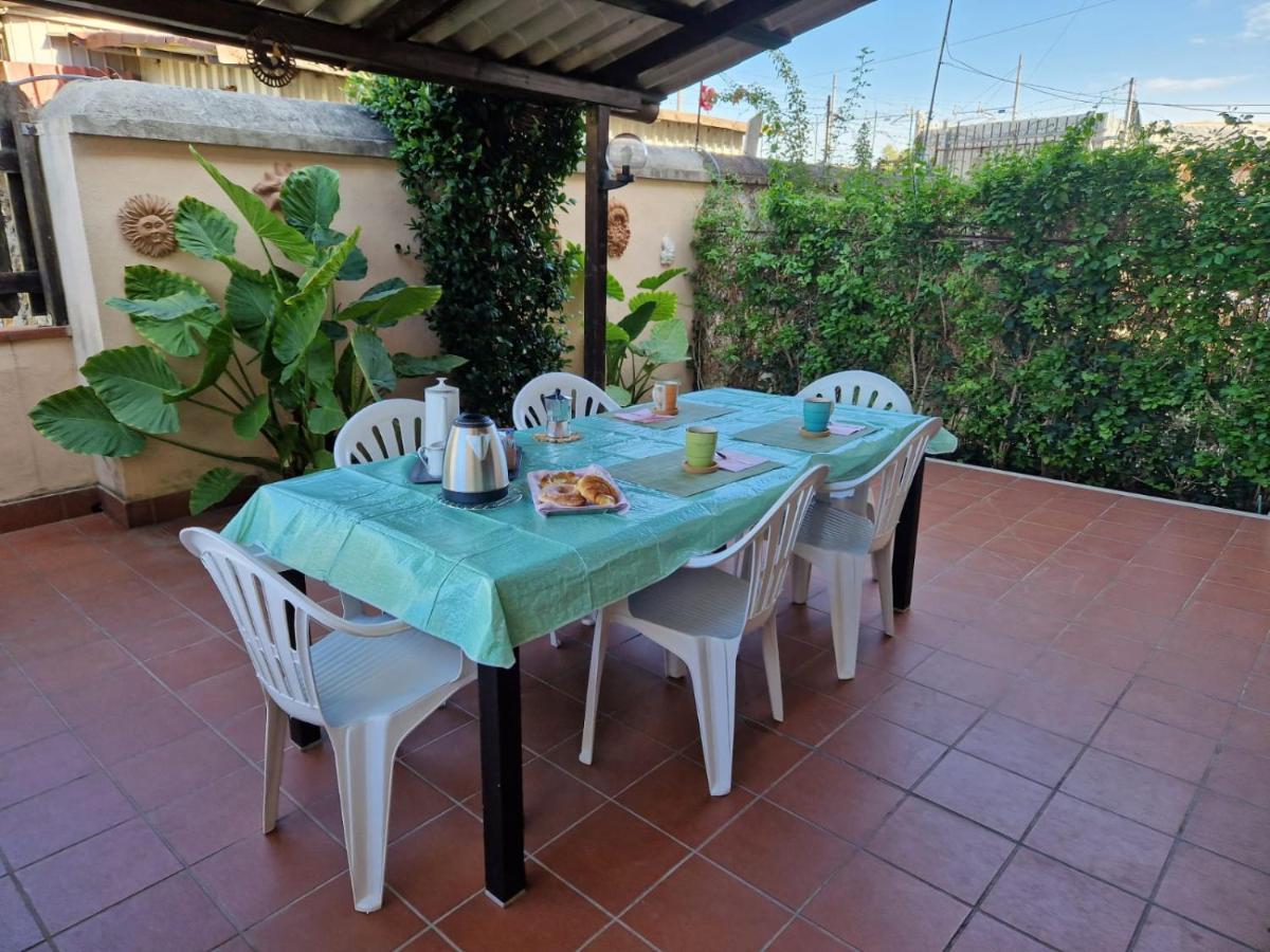 Appartamento Per Chi Ama Prendere Il Caffe In Terrazzo Roma Exterior foto
